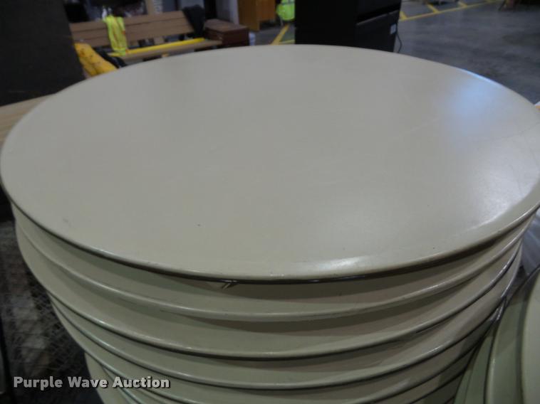 image for item BV9469 (54) 5' round tables