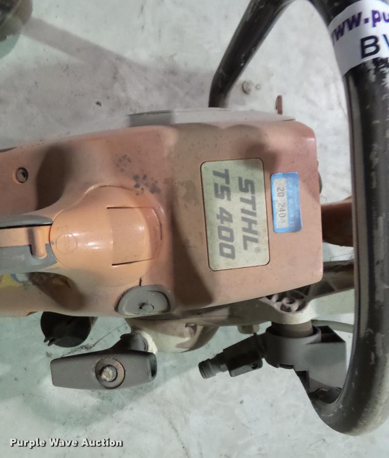 image for item BV9473 (2) Stihl saws