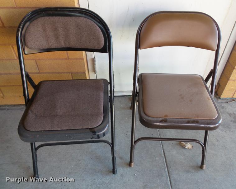 image for item BV9476 (150) folding chairs with storage rack