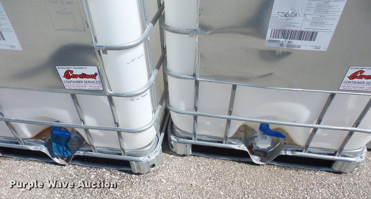 image for item BV9926 (11) 250 gallon totes
