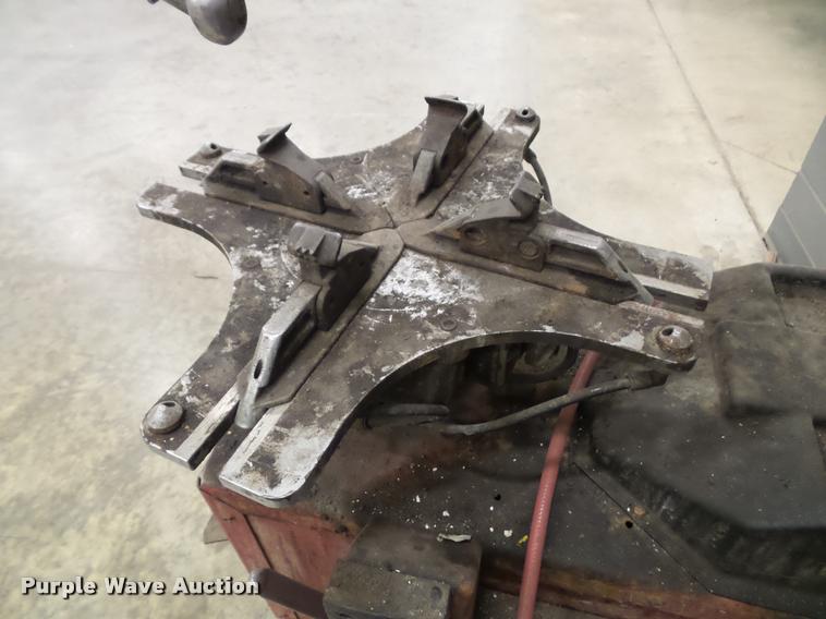 image for item BV9977 Coats 5060AX rim clamp tire machine