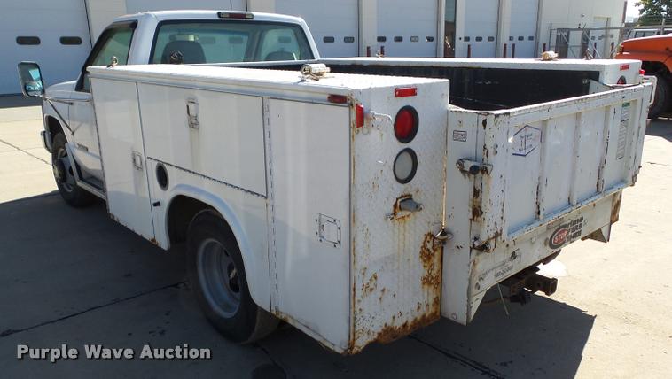 image for item BZ9866 1999 Chevrolet 3500 pickup truck