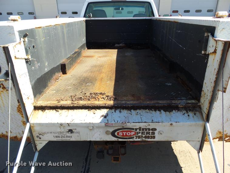 image for item BZ9866 1999 Chevrolet 3500 pickup truck