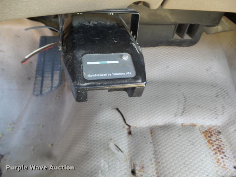 image for item BZ9866 1999 Chevrolet 3500 pickup truck