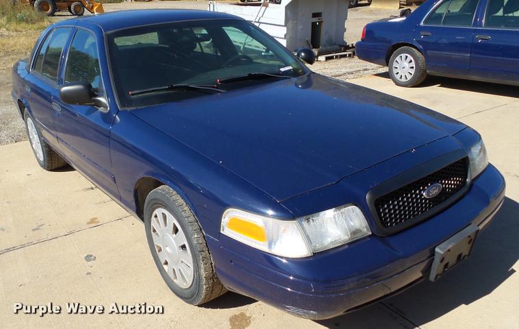 image for item BZ9867 2006 Ford Crown Victoria Police Interceptor
