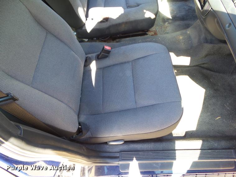 image for item BZ9867 2006 Ford Crown Victoria Police Interceptor