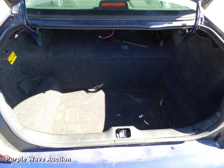 image for item BZ9867 2006 Ford Crown Victoria Police Interceptor