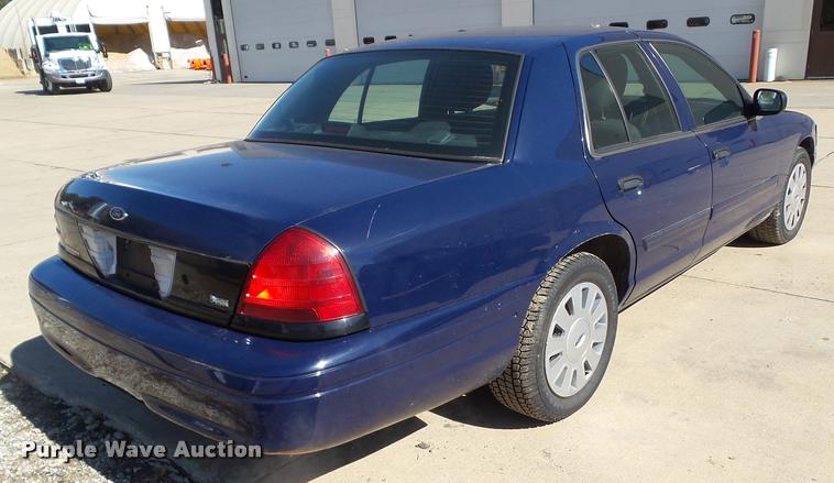 image for item BZ9868 2011 Ford Crown Victoria Police Interceptor