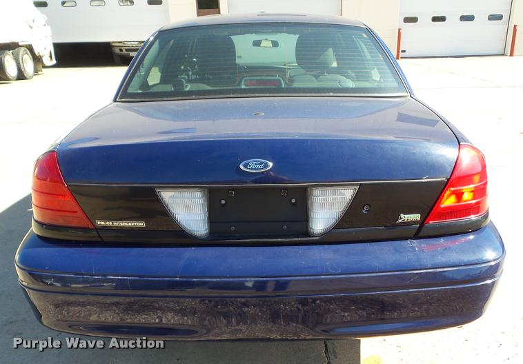 image for item BZ9868 2011 Ford Crown Victoria Police Interceptor