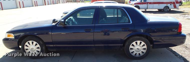 image for item BZ9868 2011 Ford Crown Victoria Police Interceptor
