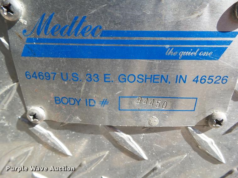 image for item BZ9870 1994 Ford Econoline E350 ambulance