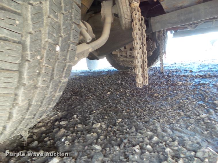 image for item BZ9870 1994 Ford Econoline E350 ambulance