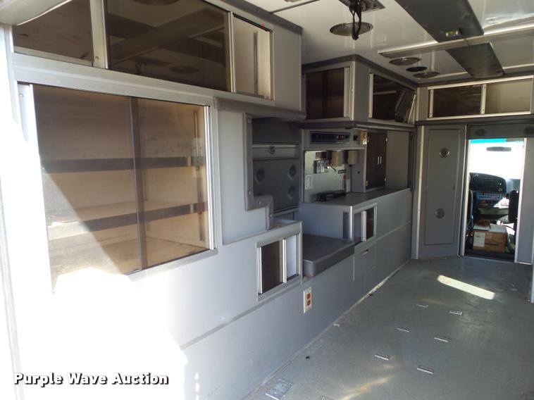 image for item BZ9870 1994 Ford Econoline E350 ambulance