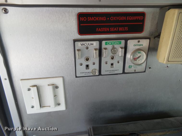 image for item BZ9870 1994 Ford Econoline E350 ambulance