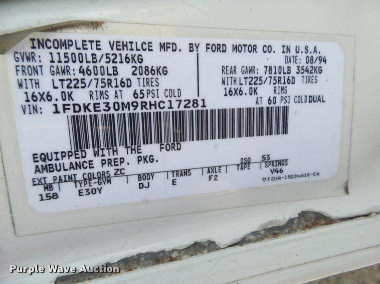 image for item BZ9870 1994 Ford Econoline E350 ambulance