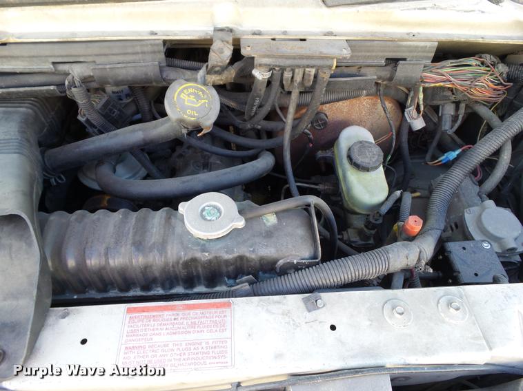 image for item BZ9870 1994 Ford Econoline E350 ambulance