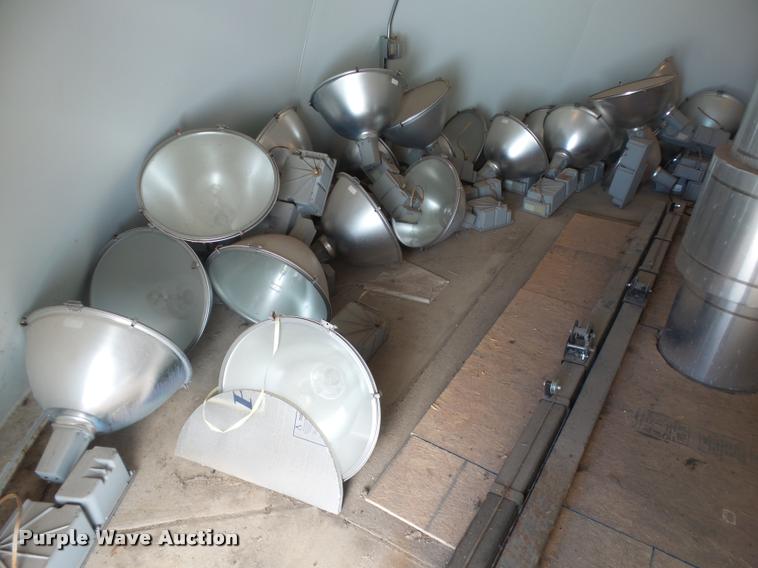 image for item CA9990 (31) Hubbell bay lights