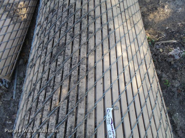 image for item CA9991 Chain link fence