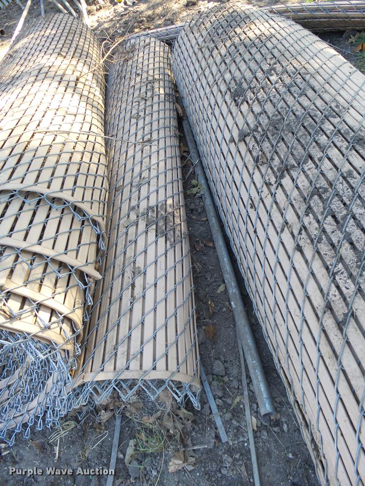 image for item CA9991 Chain link fence