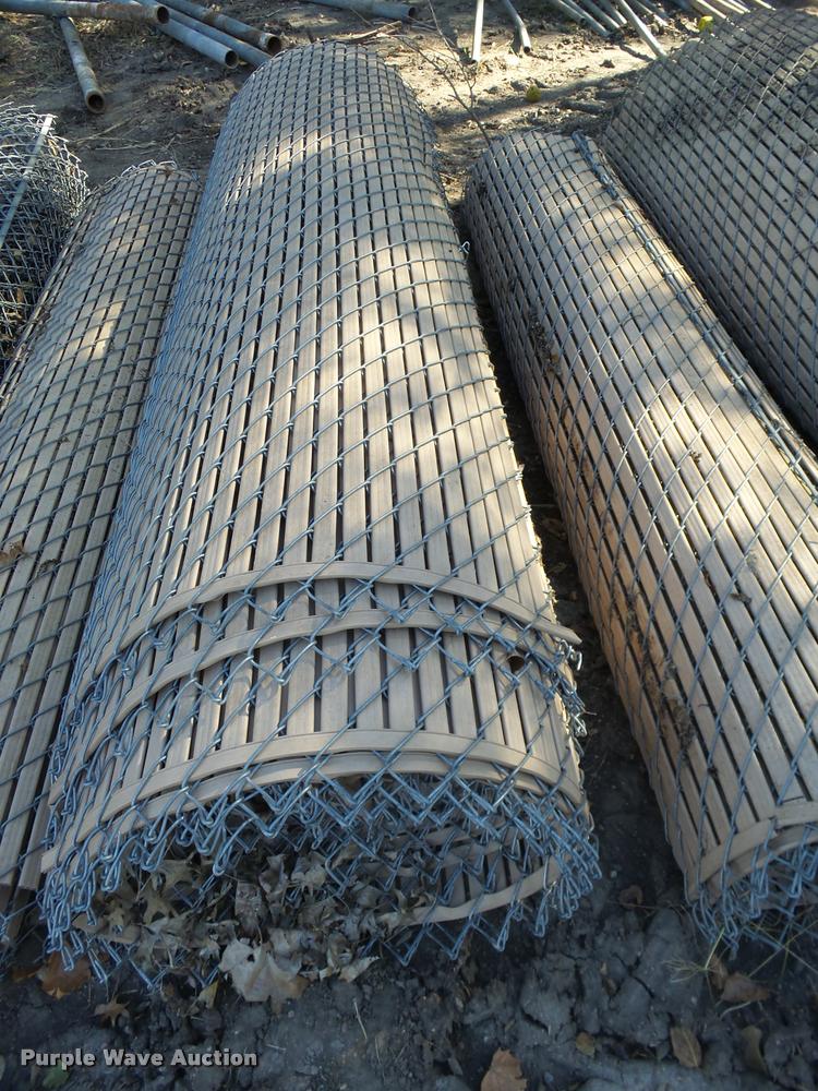 image for item CA9991 Chain link fence