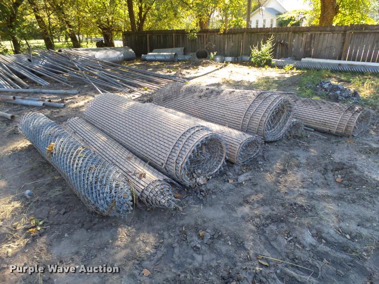 image for item CA9991 Chain link fence