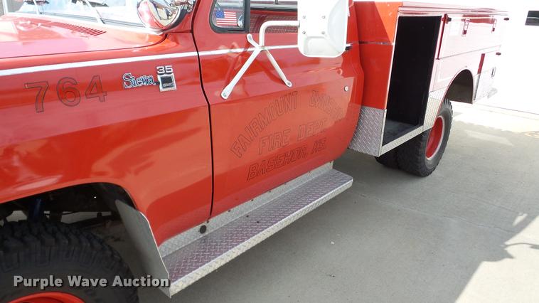 image for item DA2895 1979 GMC Sierra 35 fire truck