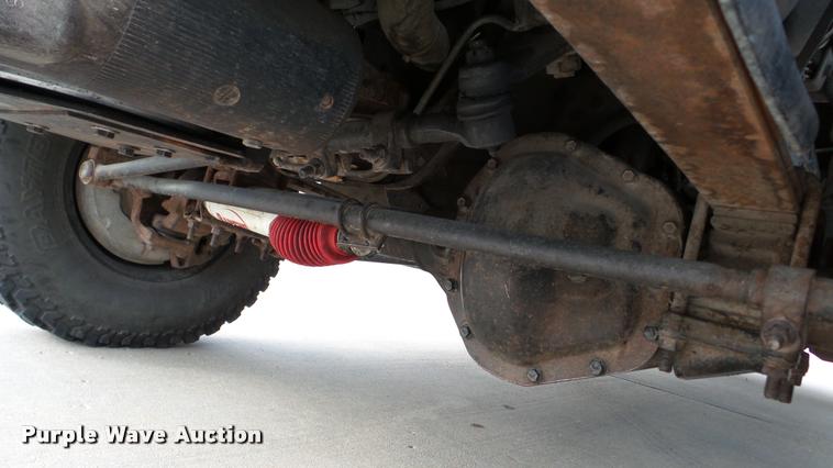 image for item DA2896 1988 Ford F350 fire truck