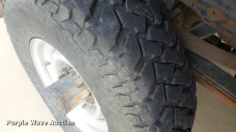 image for item DA2896 1988 Ford F350 fire truck