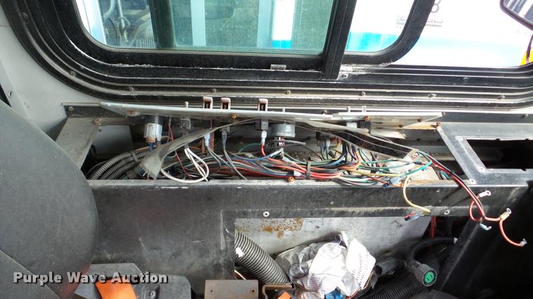 image for item DA2914 2002 Neoplan Eldorado National shuttle bus