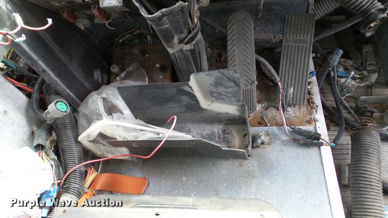 image for item DA2914 2002 Neoplan Eldorado National shuttle bus