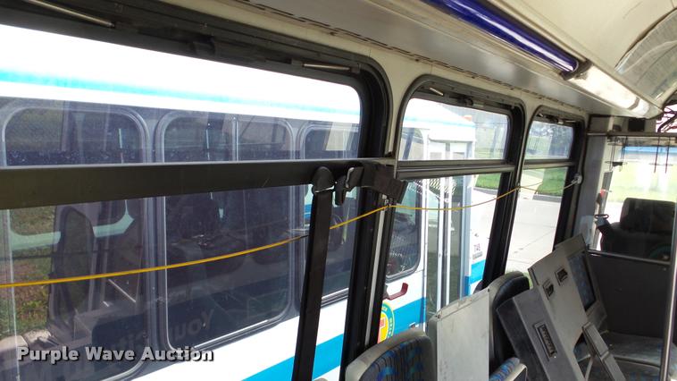 image for item DA2914 2002 Neoplan Eldorado National shuttle bus