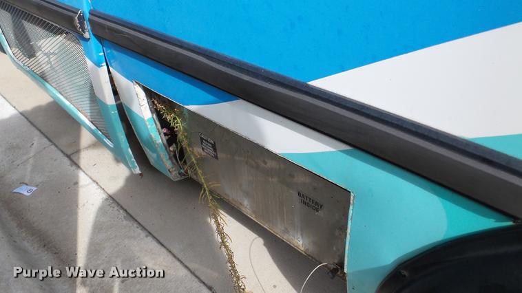 image for item DA2914 2002 Neoplan Eldorado National shuttle bus