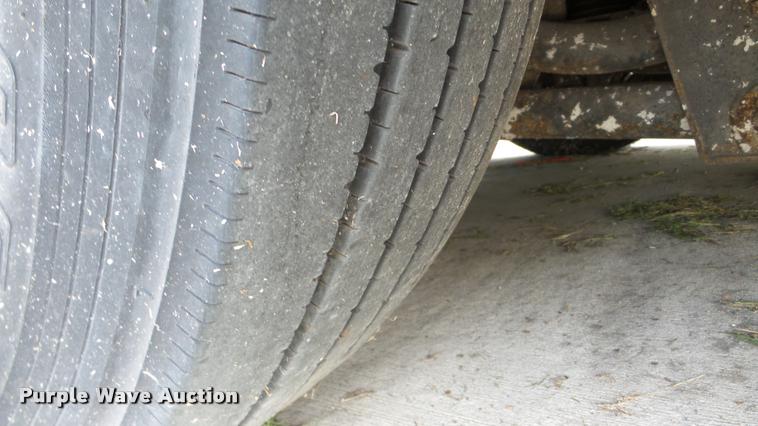 image for item DA2914 2002 Neoplan Eldorado National shuttle bus