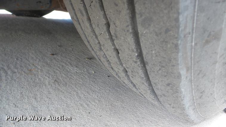 image for item DA2915 2002 Neoplan Eldorado National shuttle bus