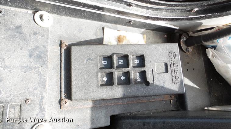 image for item DA2916 2002 Neoplan Eldorado National shuttle bus