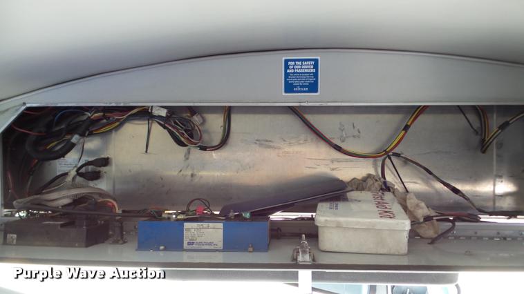 image for item DA2916 2002 Neoplan Eldorado National shuttle bus