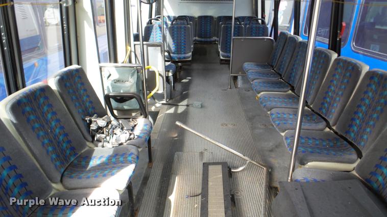 image for item DA2916 2002 Neoplan Eldorado National shuttle bus