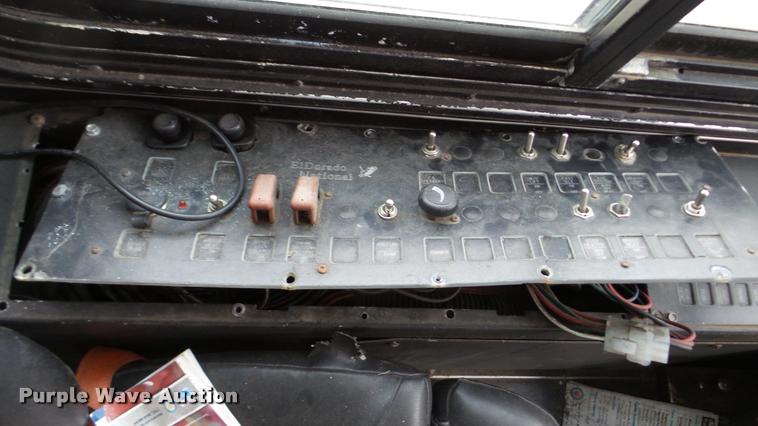 image for item DA2918 2002 Neoplan Eldorado National shuttle bus