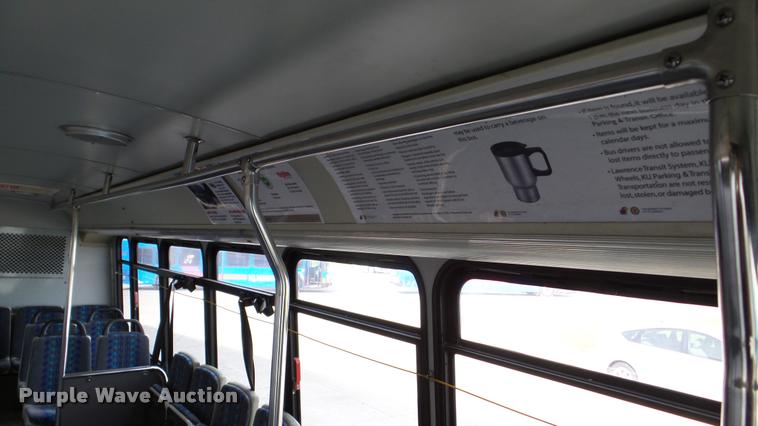 image for item DA2918 2002 Neoplan Eldorado National shuttle bus