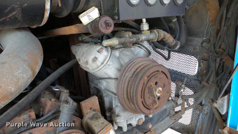 image for item DA2918 2002 Neoplan Eldorado National shuttle bus