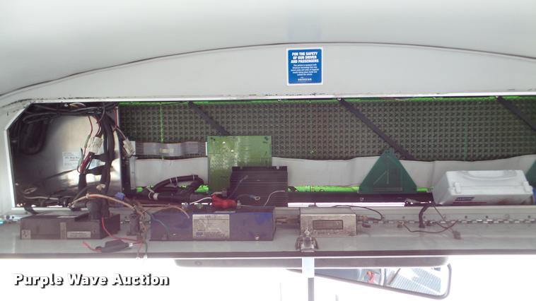 image for item DA2919 2002 Neoplan Eldorado National shuttle bus