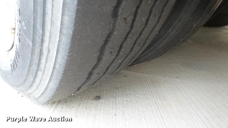 image for item DA2919 2002 Neoplan Eldorado National shuttle bus