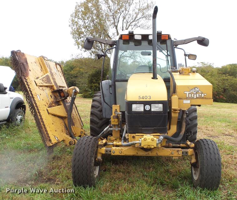 image for item DA3753 2000 New Holland TS100 tractor