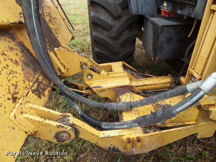 image for item DA3753 2000 New Holland TS100 tractor