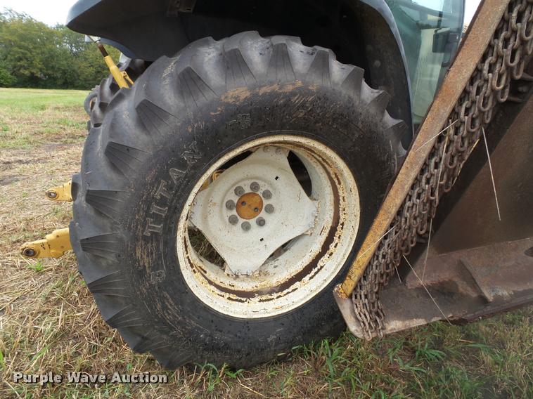 image for item DA3753 2000 New Holland TS100 tractor