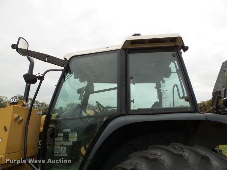 image for item DA3753 2000 New Holland TS100 tractor