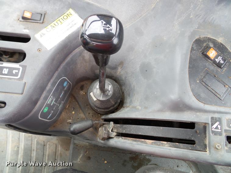 image for item DA3753 2000 New Holland TS100 tractor