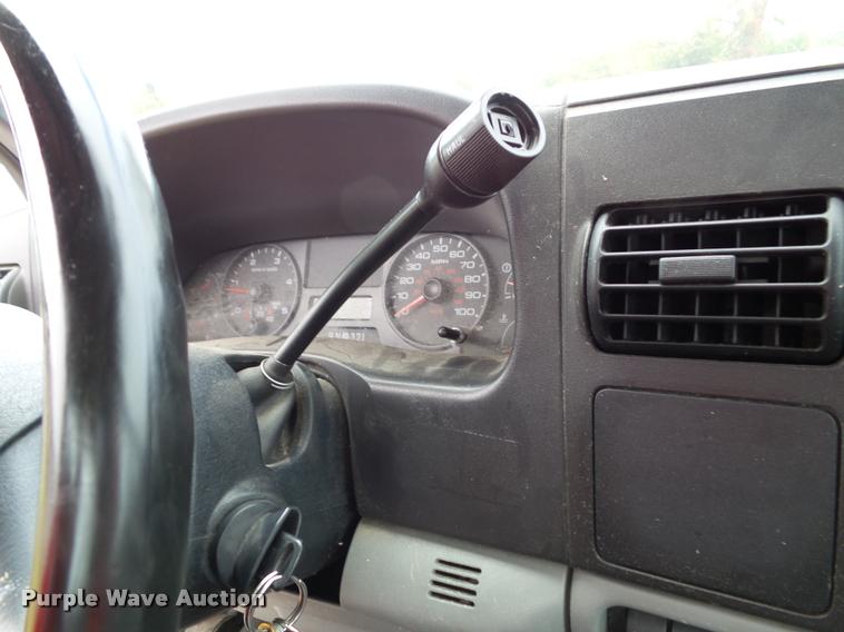 image for item DA3754 2006 Ford F550 service truck with crane