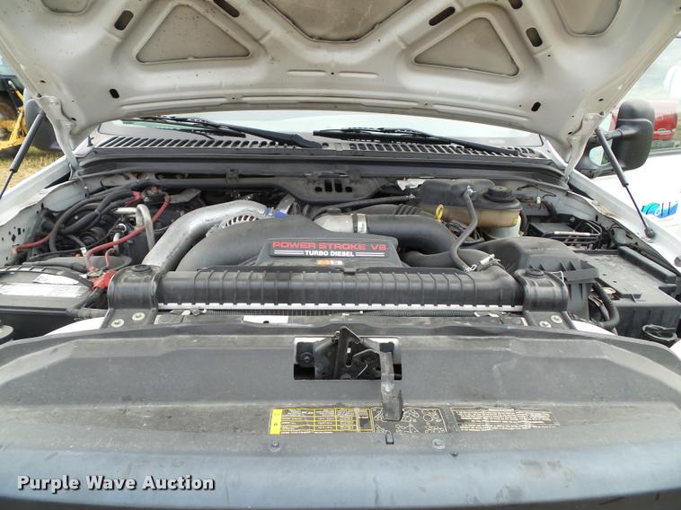 image for item DA3754 2006 Ford F550 service truck with crane