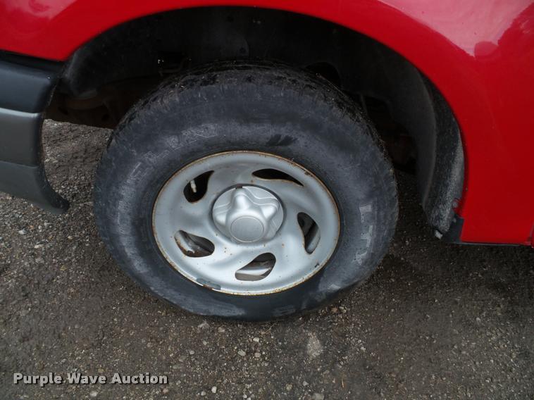 image for item DA3757 2003 Ford F150 pickup truck